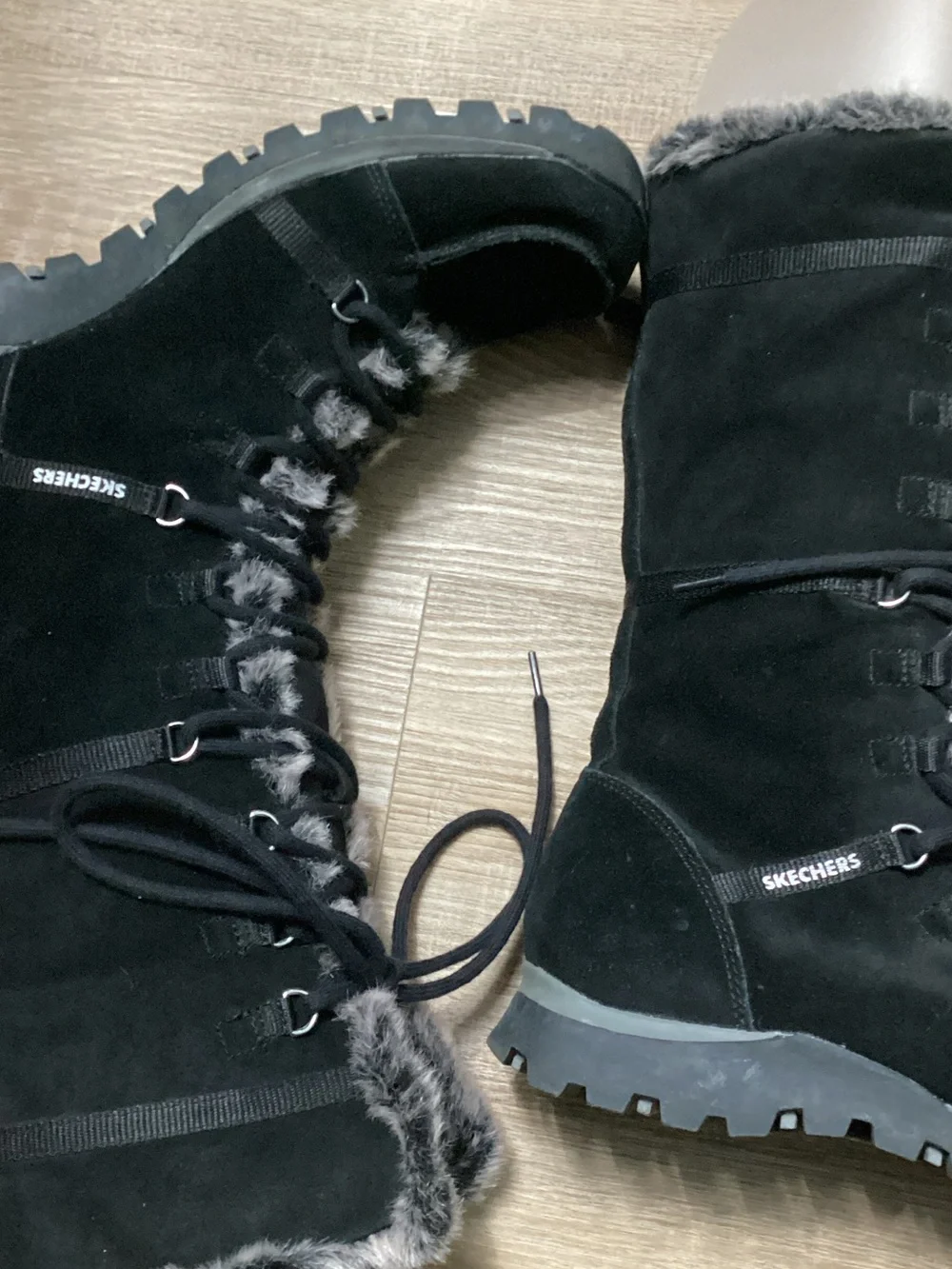 Skechers warm winter